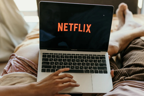 How to Watch Netflix for Free in 2025